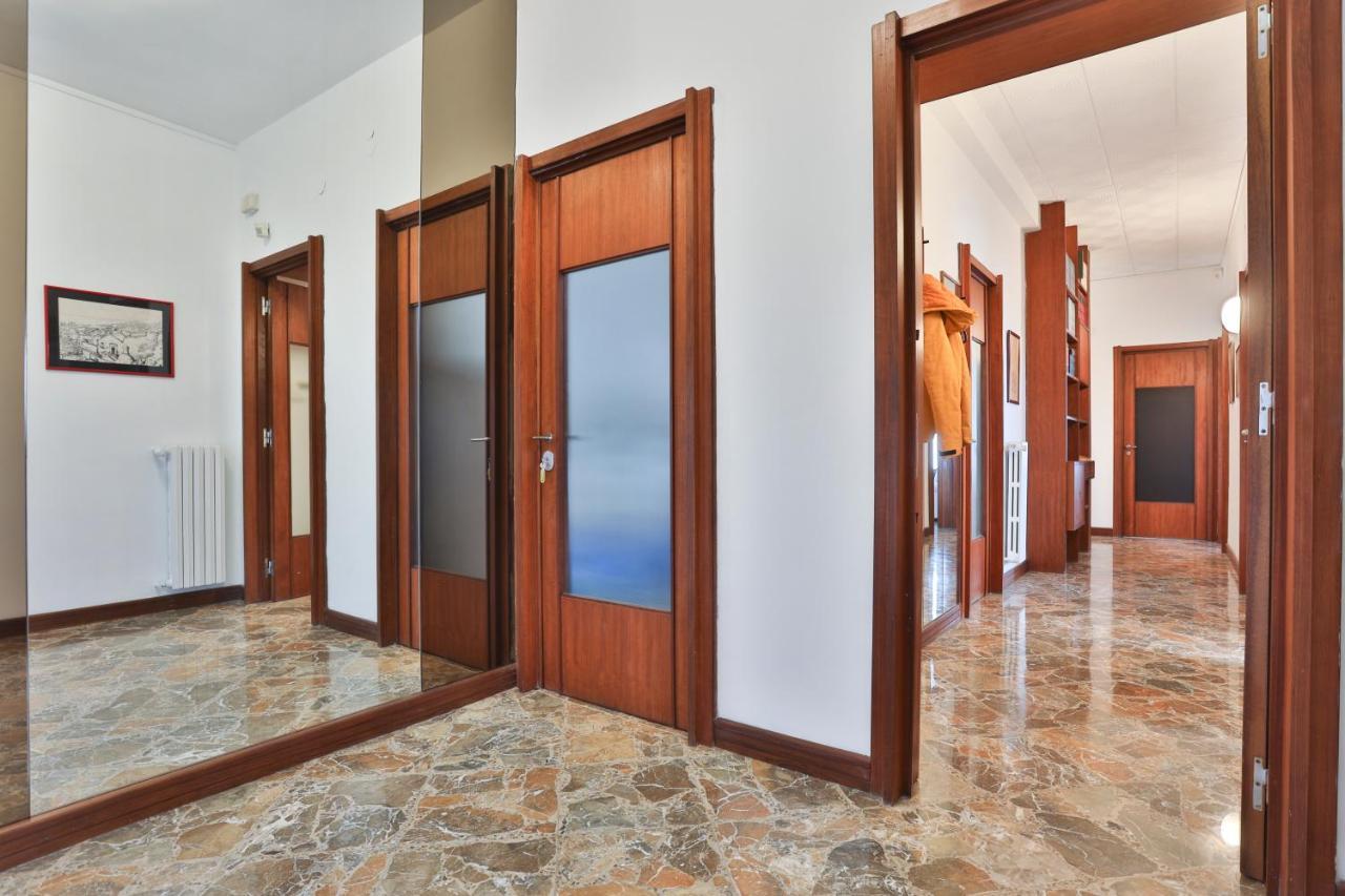 Salerno Irno Bright Apartment Εξωτερικό φωτογραφία