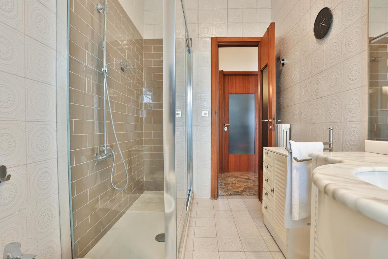 Salerno Irno Bright Apartment Εξωτερικό φωτογραφία