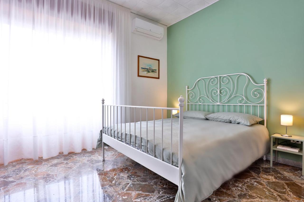 Salerno Irno Bright Apartment Εξωτερικό φωτογραφία